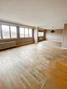 Spacieux appartement T5 avec vue dégagée – Nancy, secteur Boulevard Albert 1er