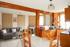 A VENDRE – MAISON DE VILLAGE AVEC TERRAIN DE PLUS DE 4000 m² – ARMAUCOURT (54)