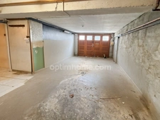Maison individuelle 4 pièces avec jardin, garage et terrasse.