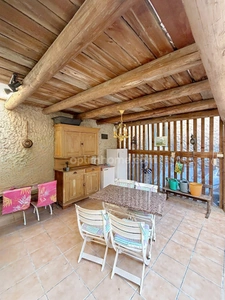 Maison de caractère de 219 m2 avec cour, garage et 2 appartements loués à BLAMONT