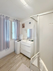 Maison de caractère de 219 m2 avec cour, garage et 2 appartements loués à BLAMONT
