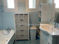 Maison individuelle de plain-pied sur sous sol avec jardin de 1680m2.
