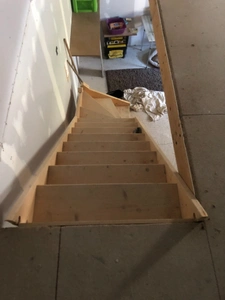 Maison en pierre de 82 m2 à finir de rénover et jardin de 620m2