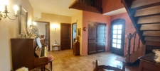 MAISON  5 CHAMBRES + SOUS-SOL + PISCINE