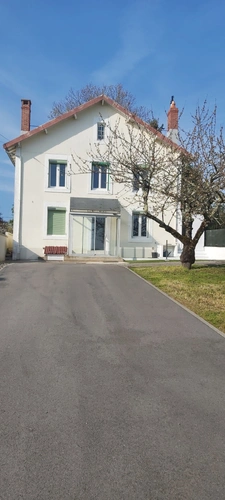 MAISON  5 PIECES SECTEUR CENTRE VILLE