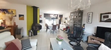 MAISON  3 CHAMBRES + GARAGE + PISCINE