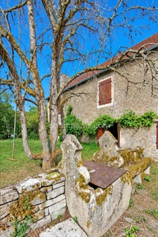 Maison à vendre 5 pièces LAMBREY (70)