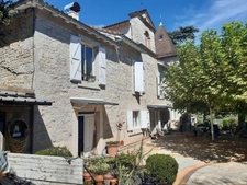 Propriete à vendre 12 pièces CAHORS (46)