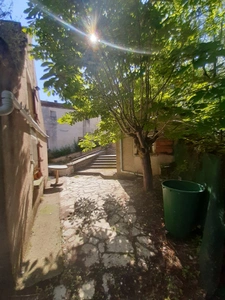 Propriete à vendre, lot de 3 maisons 