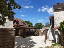 Maison avec gite et piscine