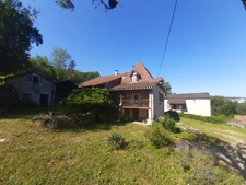 Propriete à vendre, lot de 3 maisons 