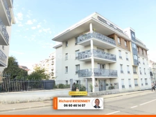 Appartement 2 pièces 48m² avec parking centre ville et gare