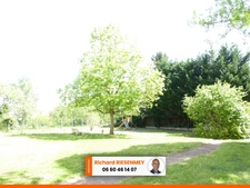 Studio en RDC avec parking BRUYERES LE CHATEL (91)
