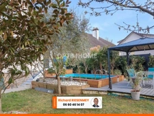 Maison Traditionnelle 5 pièces avec piscine