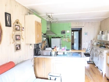 Chalet 2 pièces de plain pied avec véranda-salon 53m²