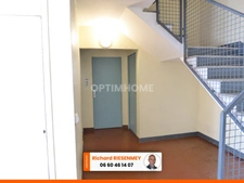 Studio en RDC avec parking BRUYERES LE CHATEL (91)
