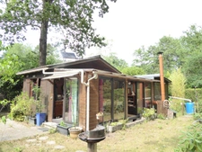 Chalet 2 pièces de plain pied avec véranda-salon 53m²