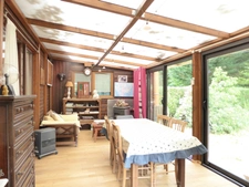 Chalet 2 pièces de plain pied avec véranda-salon 53m²