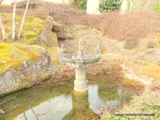 MAISON DE PRESTIGE DE 160 M² ET 112 M² DE SOUS SOL SUR 3337 M² DE TERRAINS CLOS 