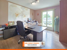 MAISON DE PLAIN-PIED DE 152 M² AVEC DÉPENDANCES, L’ENSEMBLE SUR 4811 M² DE TERRAIN CLOS