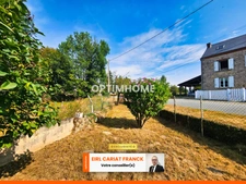 MAISON EN PIERRE DE 60 M², SUR 1629 M² DE TERRAIN AVEC DÉPENDANCES