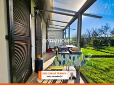 MAISON SEMI PLAIN-PIED SUR 170 M², L’ENSEMBLE SUR 704 M² DE TERRAIN CLOS