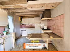 MAISON AVEC ÉTAGE DE 115 M², L’ENSEMBLE SUR 1017 M² DE TERRAIN CLOS ET DEPENDANCE DE 100 M².