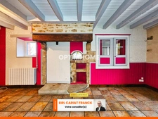 VILLA DE 187 M² AVEC DEPENDANCES, L’ENSEMBLE SUR 3906 M² DE TERRAIN CLOS