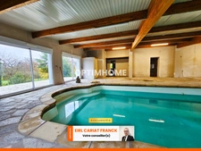 VILLA DE 187 M² AVEC DEPENDANCES, L’ENSEMBLE SUR 3906 M² DE TERRAIN CLOS