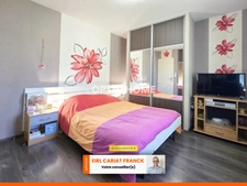 MAISON DE PLAIN-PIED DE 152 M² AVEC DÉPENDANCES, L’ENSEMBLE SUR 4811 M² DE TERRAIN CLOS