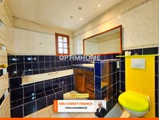 VILLA DE 187 M² AVEC DEPENDANCES, L’ENSEMBLE SUR 3906 M² DE TERRAIN CLOS