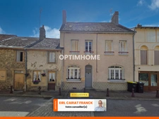 MAISON EN PIERRE DE 109 M², L’ENSEMBLE SUR 167 M² DE TERRAIN CLOS