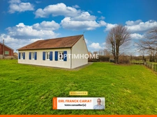 MAISON DE PLAIN-PIED DE 98 M² AVEC UN GARAGE DE 18 M², L’ENSEMBLE SUR 2361 M² DE TERRAIN CLOS