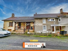 MAISON DOUBLE AVEC DES LOCATAIRES ET DES DÉPENDANCES, L’ENSEMBLE SUR 3249 M² DE TERRAIN CLOS :