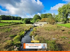 SCIERIE ET MAISON SUR 106 M², L’ENSEMBLE SUR 25000 M² DE TERRAIN AVEC GRANGES ET ANNEXES >