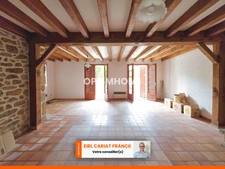MAISON EN PIERRE DE 188 M2 SUR ÉTAGE, L’ENSEMBLE SUR 570 M² DE TERRAIN CLOS AVEC DES DÉPENDANCES >