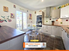 MAISON DE PLAIN-PIED DE 152 M² AVEC DÉPENDANCES, L’ENSEMBLE SUR 4811 M² DE TERRAIN CLOS