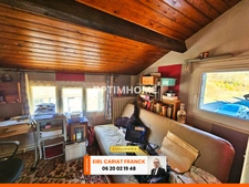 MAISON DOUBLE AVEC DES LOCATAIRES ET DES DÉPENDANCES, L’ENSEMBLE SUR 3249 M² DE TERRAIN CLOS :