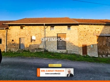 GRANGE AVEC ANCIENNE MAISON A RENOVER SUR DE 131.9 M² AVEC TERRAIN SUR 410 M² DE TERRAIN CLOS :