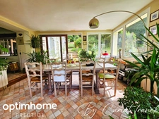 ANCIEN MOULIN DE 160 M², L’ENSEMBLE SUR SON PARC 3755 M² DE TERRAIN CLOS :