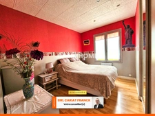 MAISON DE 156 M² AVEC UN APPARTEMENT, L’ENSEMBLE SUR 762 M² DE TERRAIN CLOS :