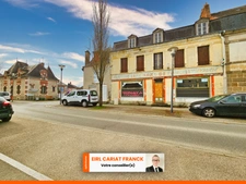 IMMEUBLE AVEC CHAMBRE SUR 206 M² ET UN LOCAL COMMERCIAL DE 97 M², L’ENSEMBLE SUR 353 M² DE TERRAIN :