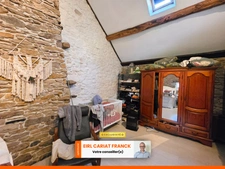 MAISON DE 74 M², L’ENSEMBLE SUR 4893 M² DE TERRAIN CLOS :