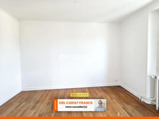 MAISON EN PIERRE DE 139 M² AVEC DÉPENDANCES, L’ENSEMBLE SUR 708 M² DE TERRAIN CLOS : 