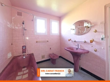 MAISON EN PIERRE DE 116 M2 SUR ÉTAGE, L’ENSEMBLE SUR 1744 M² DE TERRAIN CLOS AVEC DES DÉPENDANCES :