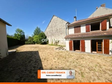 MAISON EN PIERRE DE 188 M2 SUR ÉTAGE, L’ENSEMBLE SUR 570 M² DE TERRAIN CLOS AVEC DES DÉPENDANCES >