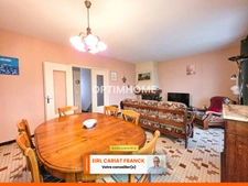 MAISON SEMI PLAIN-PIED SUR 170 M², L’ENSEMBLE SUR 704 M² DE TERRAIN CLOS
