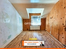 MAISON AVEC ÉTAGE DE 115 M², L’ENSEMBLE SUR 1017 M² DE TERRAIN CLOS ET DEPENDANCE DE 100 M².