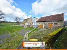 MAISON EN PIERRE DE 121 M2 SUR ÉTAGE, L’ENSEMBLE SUR 2753 M² DE TERRAIN CLOS AVEC DES DÉPENDANCES :