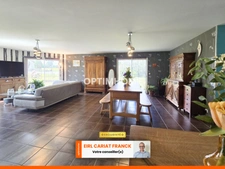 MAISON DE PLAIN-PIED DE 152 M² AVEC DÉPENDANCES, L’ENSEMBLE SUR 4811 M² DE TERRAIN CLOS